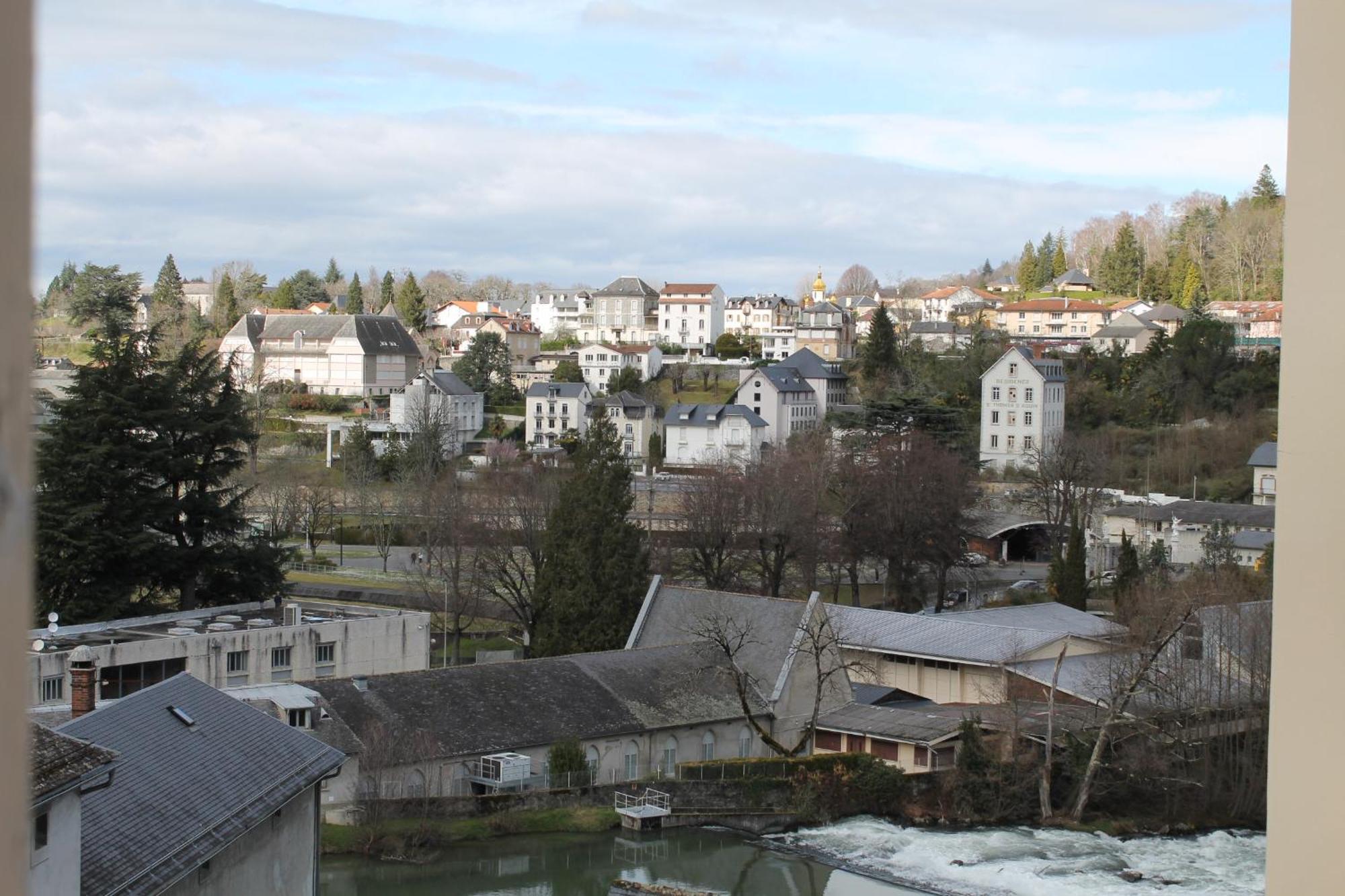 Location G&W, Tres Proche Sanctuaires Apartman Lourdes Kültér fotó
